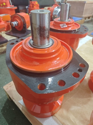 Moteur hydraulique POCLAIN compact et puissant pour les machines de construction à espace limité
